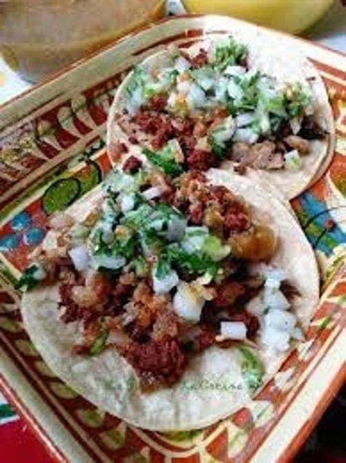 Taco Campechano (Sausage & Steak).